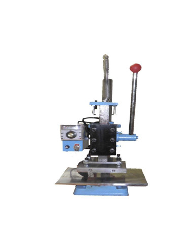 Heat engraving machine